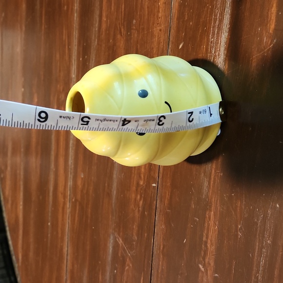 Beehive Bud Vase - Picture 3 of 4